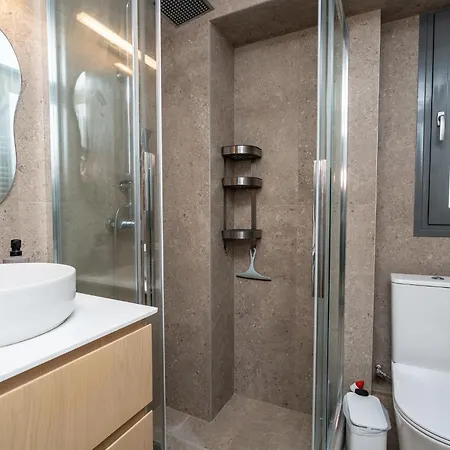 Modern 2 Bedroom Appartamento Salonicco
