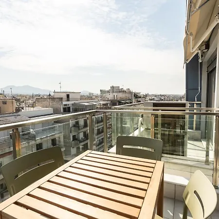 Modern 2 Bedroom *